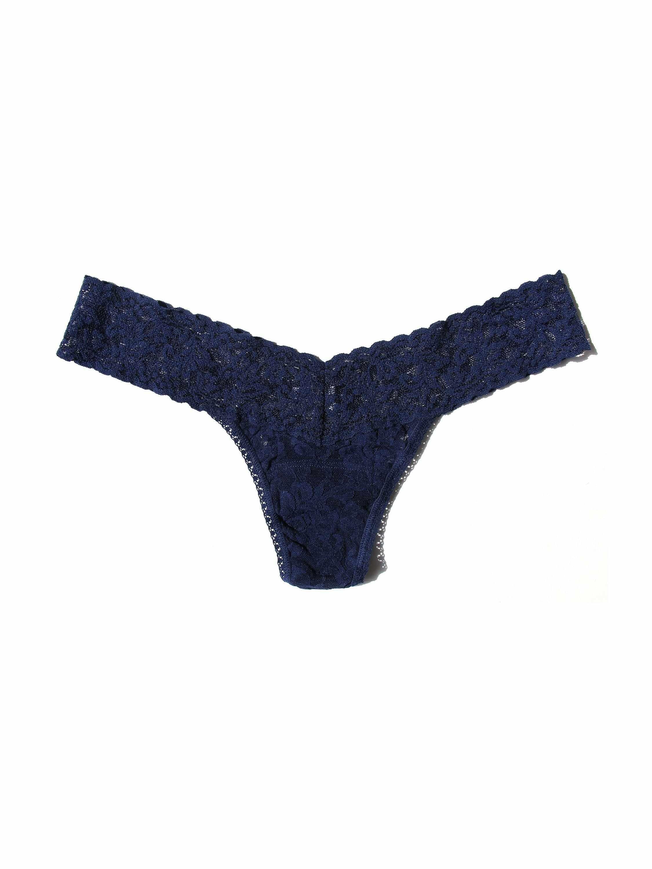 Signature Lace® Low Rise Thong Navy - Image 3
